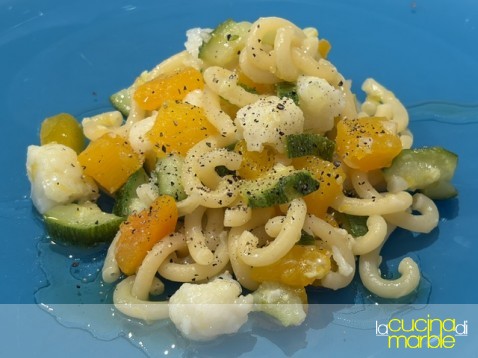 pasta con zucca, zucchine e cavolfiore pasta con zucca, zucchine e cavolfiore