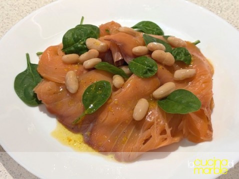 salmone, fagioli cannellini e spinacino
